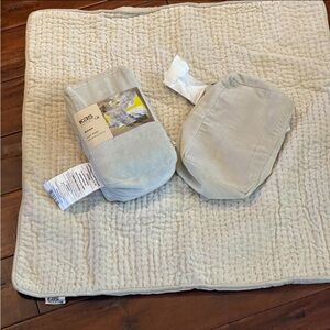 2 Kas Room Amara light gold euros